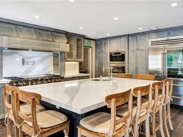 5441 Calvin Avenue, Tarzana (los Angeles) CA 91356