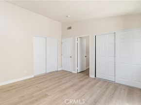 11384 Dronfield 36, Pacoima (los Angeles) CA 91331