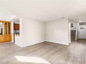 11384 Dronfield 36, Pacoima (los Angeles) CA 91331