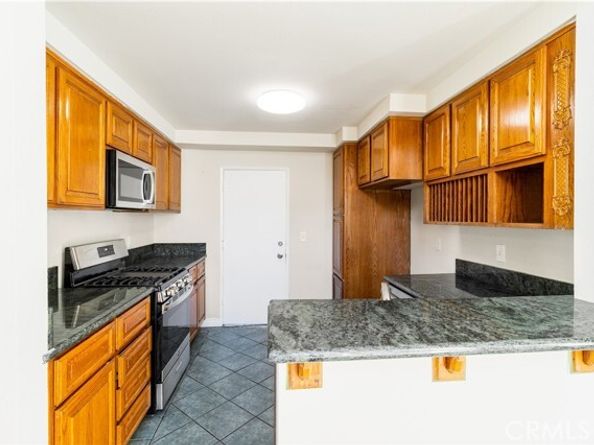 11384 Dronfield 36, Pacoima (los Angeles) CA 91331