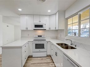 10532 Eton, Chatsworth (los Angeles) CA 91311