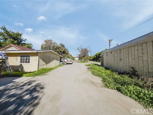 14305 Osborne Street, Panorama City (los Angeles) CA 91402