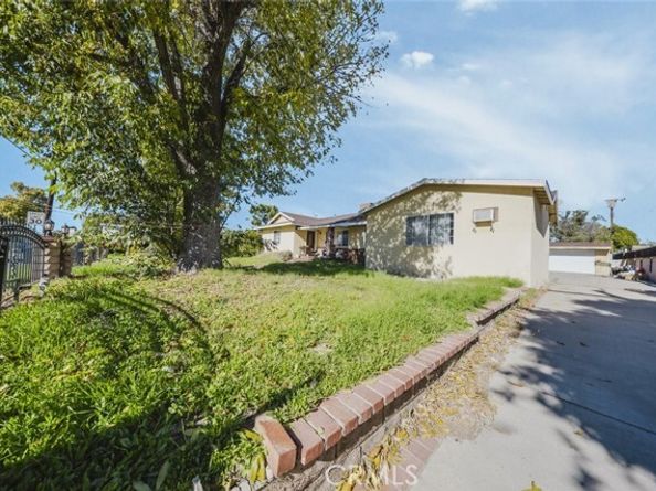 14305 Osborne Street, Panorama City (los Angeles) CA 91402