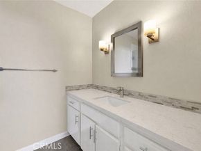 4040 Via Marisol 120, Highland Park (los Angeles) CA 90042