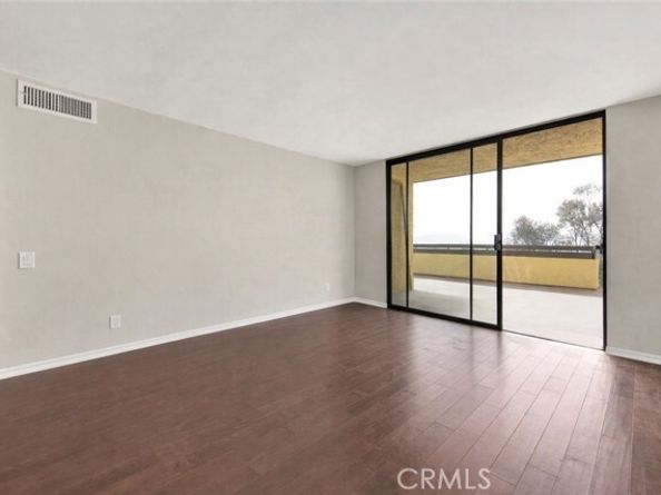 4040 Via Marisol 120, Highland Park (los Angeles) CA 90042