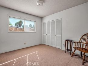 23717 Crosson Drive, Woodland Hills (los Angeles) CA 91367