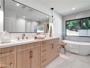 4830 Hasekian Drive, Tarzana (los Angeles) CA 91356