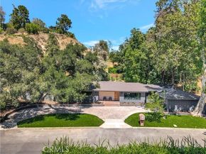 4830 Hasekian Drive, Tarzana (los Angeles) CA 91356