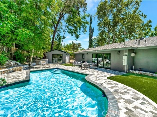 4830 Hasekian Drive, Tarzana (los Angeles) CA 91356