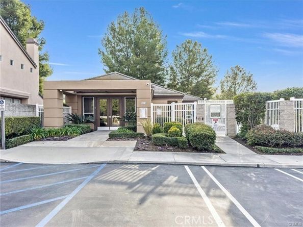 922 S Country Glen Way, Anaheim CA 92808