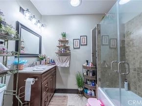 5237 Topanga Canyon, Woodland Hills (los Angeles) CA 91364