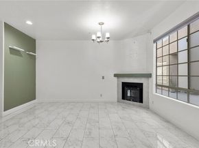 18347 Saticoy Street 24, Reseda (los Angeles) CA 91335