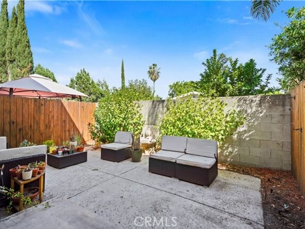 6332 Fulton 109, Los Angeles CA 91401
