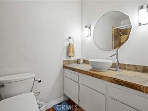 6332 Fulton 109, Los Angeles CA 91401