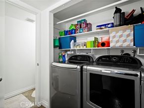 6332 Fulton 109, Los Angeles CA 91401