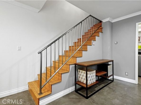 6332 Fulton 109, Los Angeles CA 91401