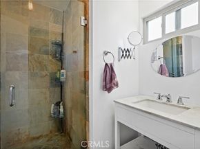 6332 Fulton 109, Los Angeles CA 91401