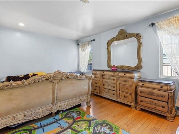7060 Morse Avenue, North Hollywood (los Angeles) CA 91605