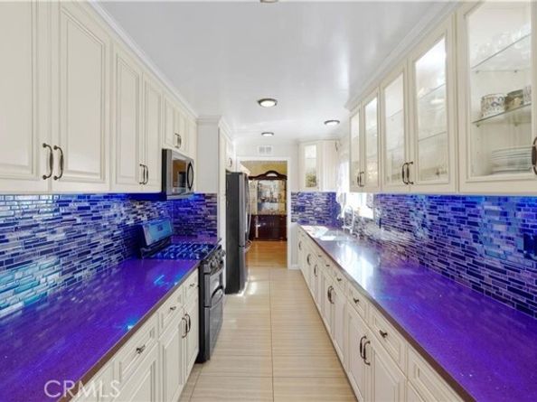 7060 Morse Avenue, North Hollywood (los Angeles) CA 91605