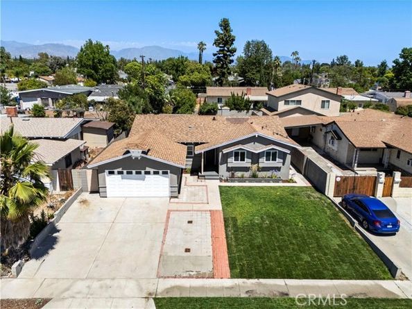 9712 Saloma Avenue, North Hills (los Angeles) CA 91343
