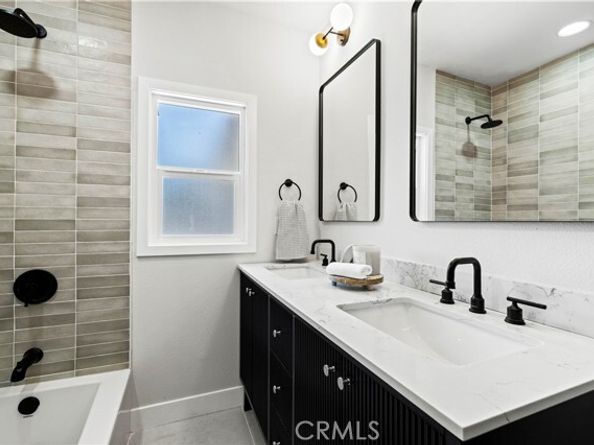 9712 Saloma Avenue, North Hills (los Angeles) CA 91343
