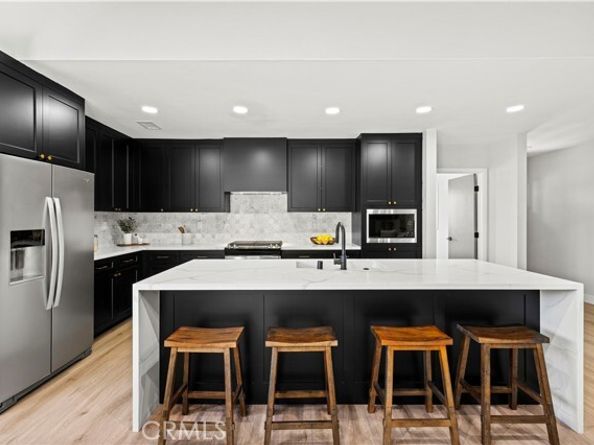 9712 Saloma Avenue, North Hills (los Angeles) CA 91343