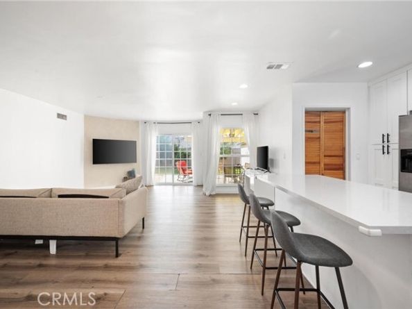 6757 Stephanie Place, Winnetka (los Angeles) CA 91306