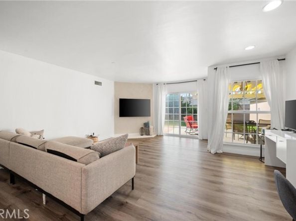 6757 Stephanie Place, Winnetka (los Angeles) CA 91306