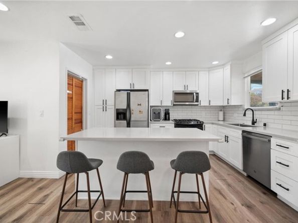6757 Stephanie Place, Winnetka (los Angeles) CA 91306