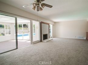 22214 Marlin Place, Canoga Park (los Angeles) CA 91303