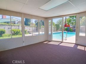 22214 Marlin Place, Canoga Park (los Angeles) CA 91303