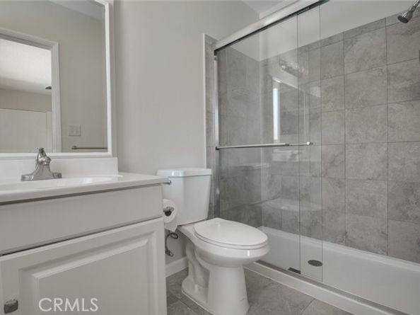 22214 Marlin Place, Canoga Park (los Angeles) CA 91303