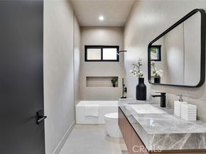 6010 Lasaine Avenue, Encino (los Angeles) CA 91316