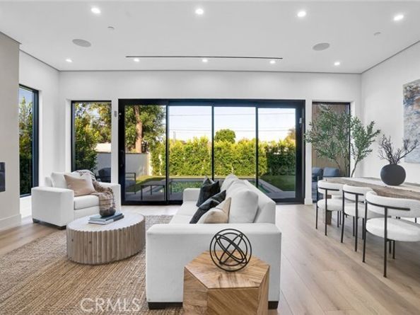 6010 Lasaine Avenue, Encino (los Angeles) CA 91316