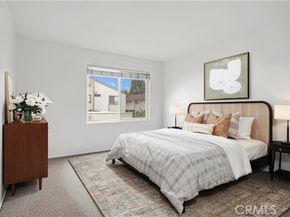 18411 Hatteras Street 122, Tarzana (los Angeles) CA 91356