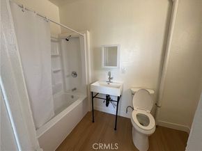1030 W 88th Street, Los Angeles CA 90044