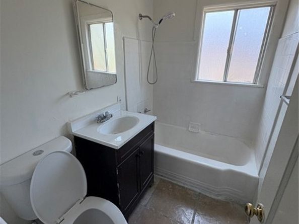 1030 W 88th Street, Los Angeles CA 90044