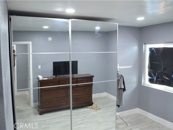 11068 Penrose, Sun Valley (los Angeles) CA 91352