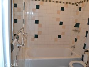 11068 Penrose, Sun Valley (los Angeles) CA 91352
