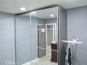 11068 Penrose, Sun Valley (los Angeles) CA 91352