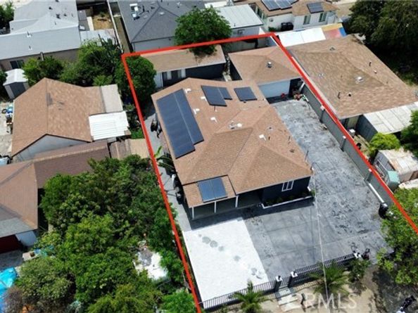 11068 Penrose, Sun Valley (los Angeles) CA 91352