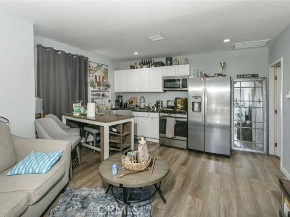 10615 San Fernando Road, Pacoima (los Angeles) CA 91331