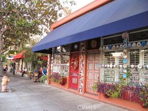 11100 Acama Street 16, Studio City (los Angeles) CA 91602