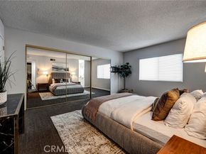 11100 Acama Street 16, Studio City (los Angeles) CA 91602