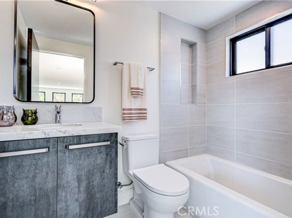 2005 Mathews Avenue A, Redondo Beach CA 90278