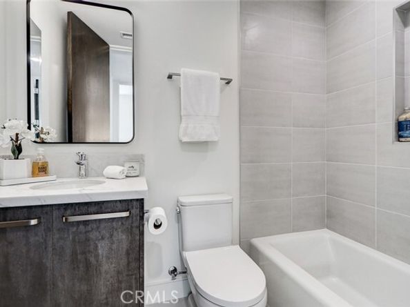 2005 Mathews Avenue A, Redondo Beach CA 90278