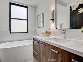 2005 Mathews Avenue A, Redondo Beach CA 90278