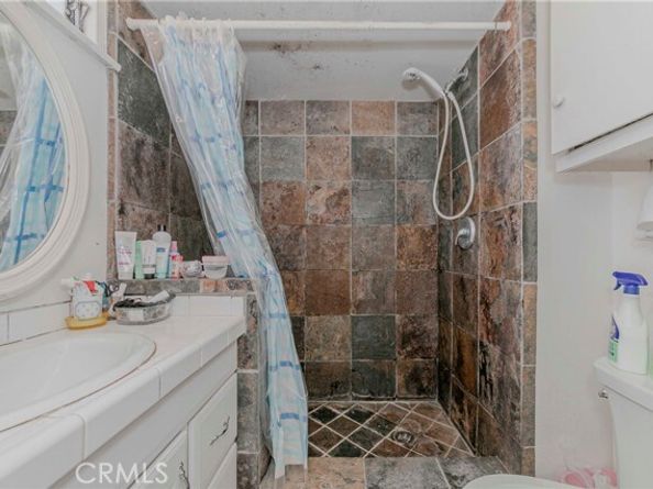 4646 Farmdale Avenue, North Hollywood (los Angeles) CA 91602