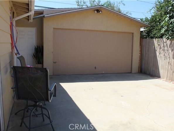 12308 Centralia Street, Lakewood CA 90715