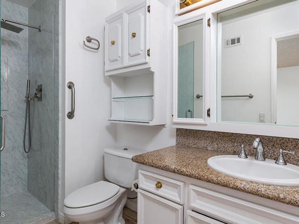 9645 Woodley Avenue, North Hills (los Angeles) CA 91343